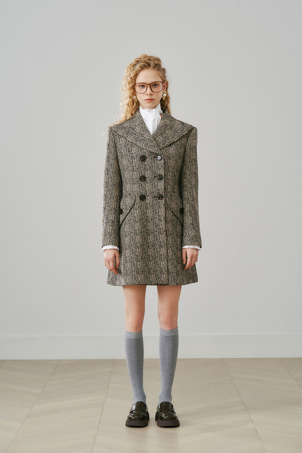 戗驳领修身复古大衣