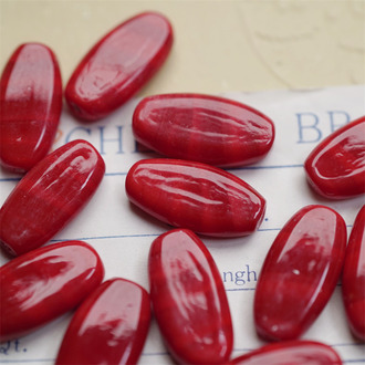 圣诞糖果红色~手造梭形扁珠椭圆直孔珠日本进口中古古董灯工玻璃琉璃珠 约18X10MM