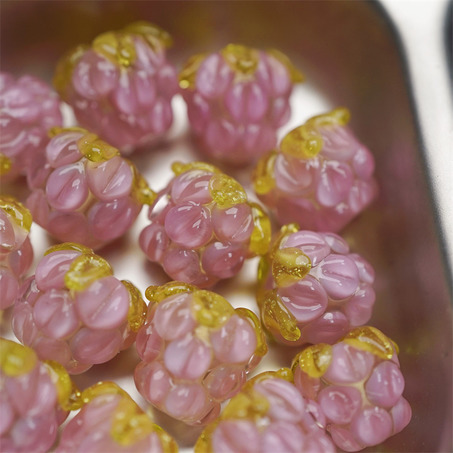 粉粉透感果子粉莓~手造可爱小树莓莓果直孔日本进口灯工玻璃琉璃珠 尺寸约13X12MM-7