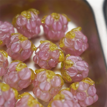粉粉透感果子粉莓~手造可爱小树莓莓果直孔日本进口灯工玻璃琉璃珠 尺寸约13X12MM-2