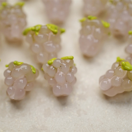 奶乖粉色系~手造可爱葡萄莓果直孔日本进口灯工玻璃琉璃珠 尺寸14X13MM-7