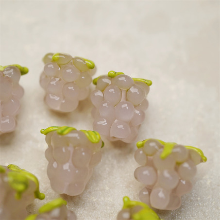 奶乖粉色系~手造可爱葡萄莓果直孔日本进口灯工玻璃琉璃珠 尺寸14X13MM-10