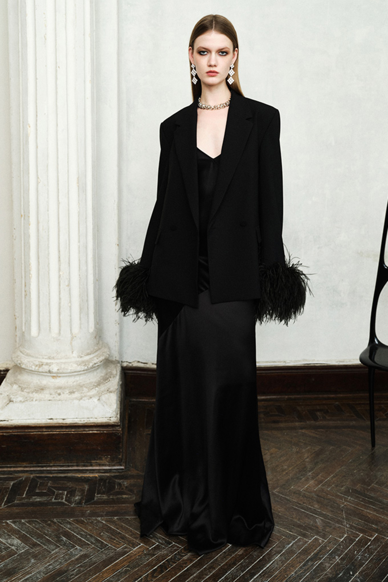 羽毛袖剪裁西装-3