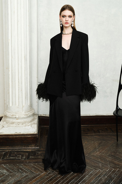 真丝V领吊带连衣裙