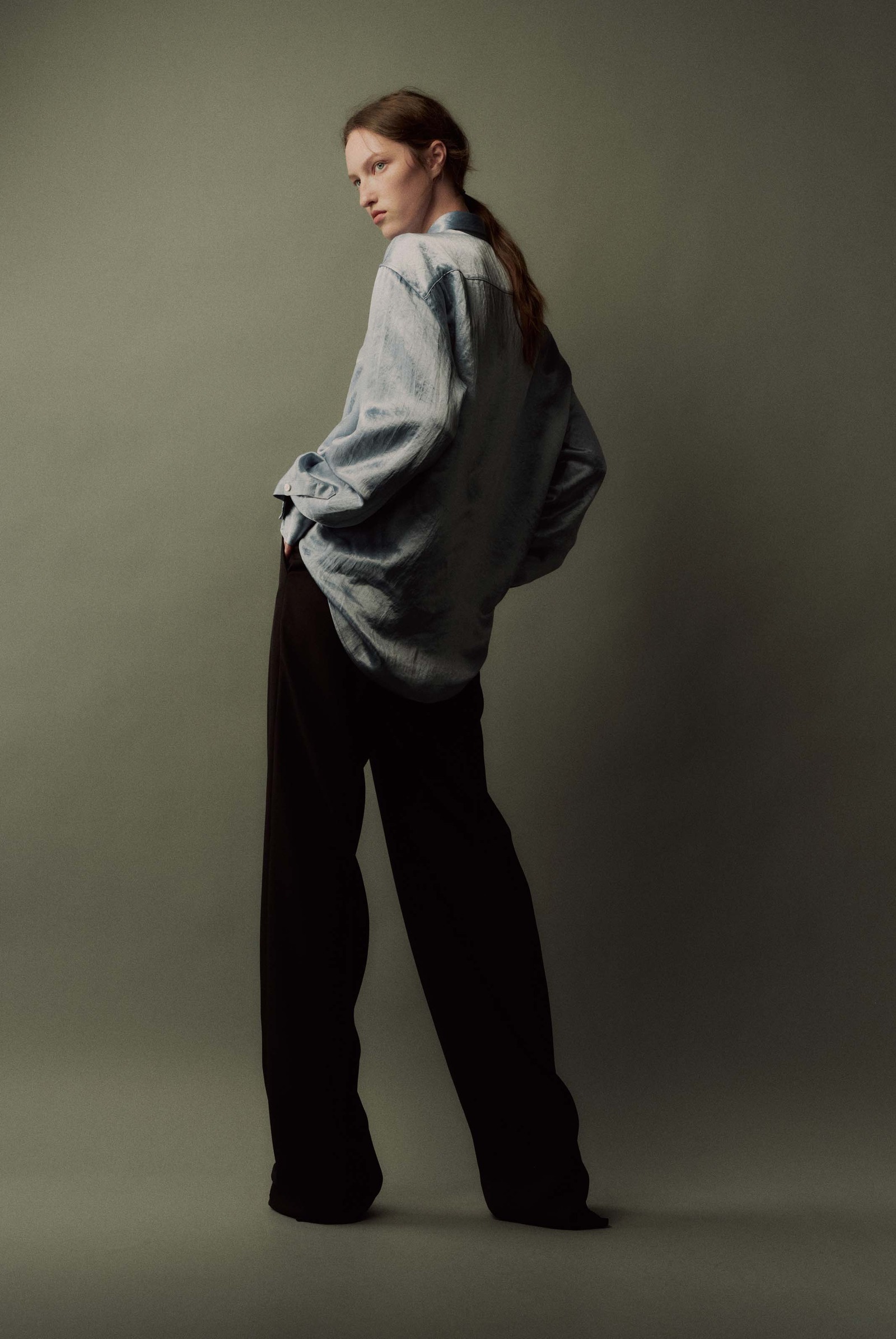 Boyfriend缎面衬衫-4