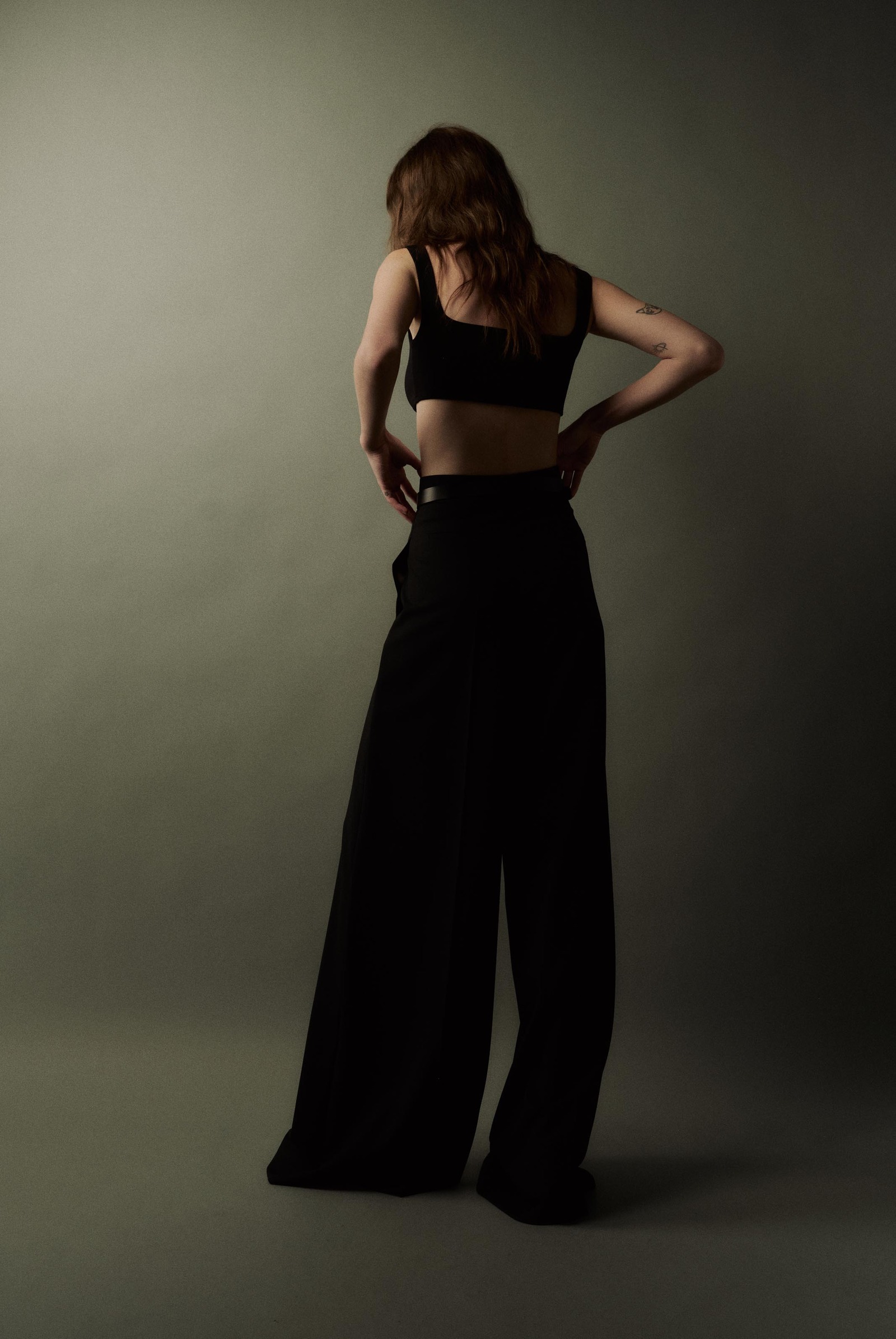 方领短款背心-4