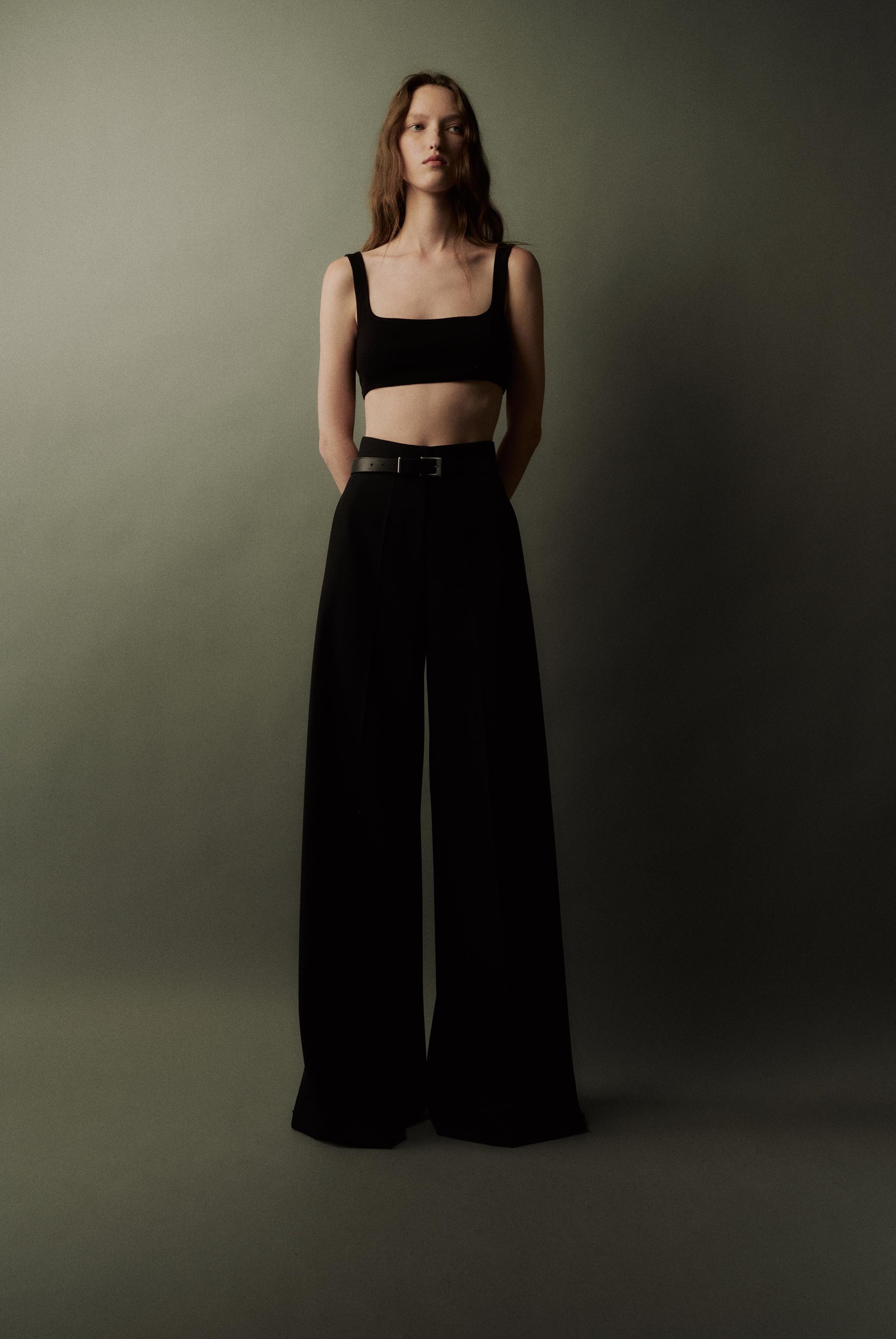 方领短款背心-3