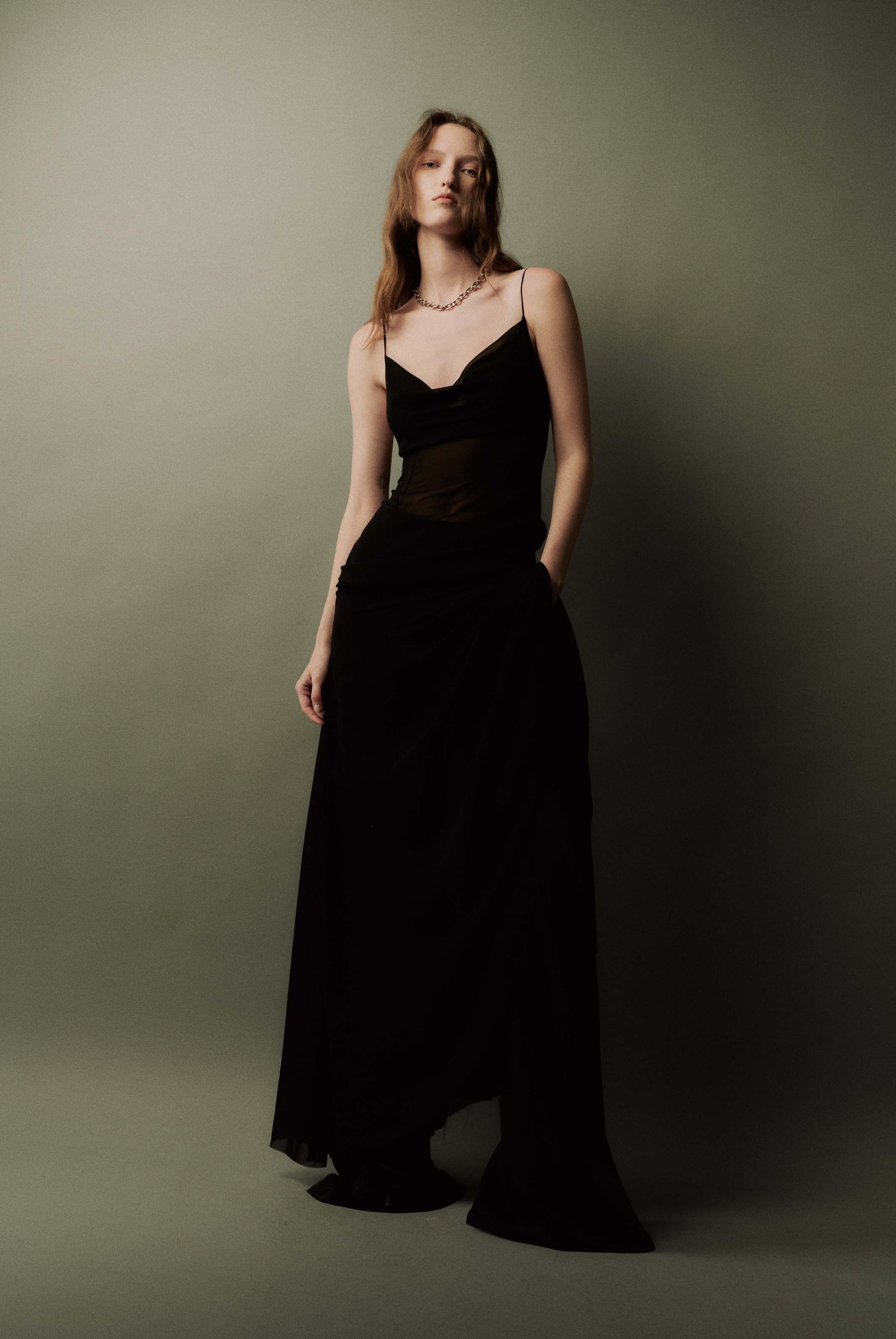 雪纺吊带连衣裙-2