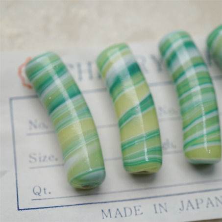 水彩绿条纹mix渐变色~晕染手造稀有弯管弧形异形珠日本进口中古古董灯工玻璃琉璃珠 约32X10MM-4