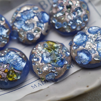 熔岩琉璃冰川蓝色高级工艺圆形浮雕肌理~超稀有手造古董中古玻璃琉璃贴片半丸 约19-20MM