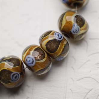 【样品】稀有星闪棕色调透明层水滴小蓝花~手造精致扁圆珠日本进口中古古董灯工玻璃琉璃珠 9X13MM