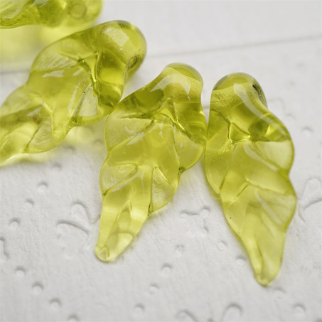 【样品】透感橄榄绿树叶~手造精致造型珠日本进口中古古董灯工玻璃琉璃珠 10X23MM-3
