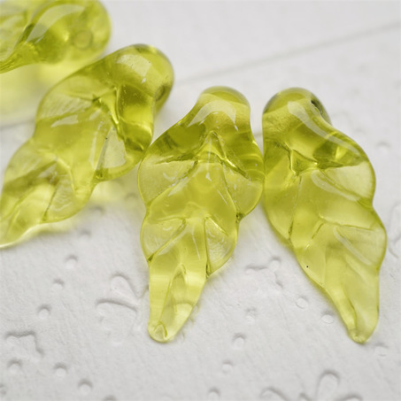 【样品】透感橄榄绿树叶~手造精致造型珠日本进口中古古董灯工玻璃琉璃珠 10X23MM
