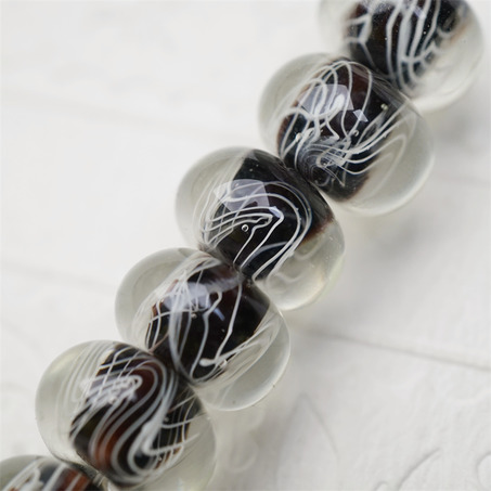【样品】透明外层黑色细丝带环绕~手造精致扁圆珠日本进口中古古董灯工玻璃琉璃珠 8X12MM