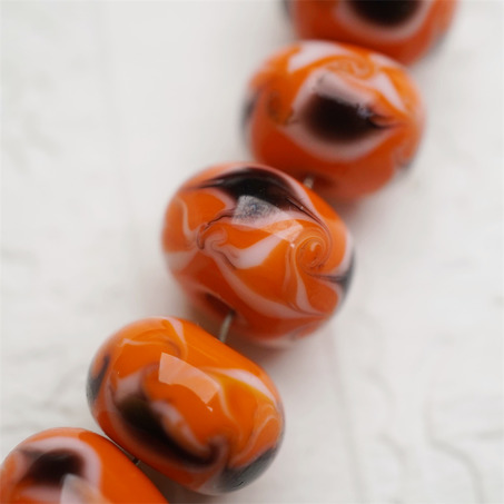【样品】橘棕配色几何三角花纹~手造精致扁圆珠日本进口中古古董灯工玻璃琉璃珠 9X13MM-5
