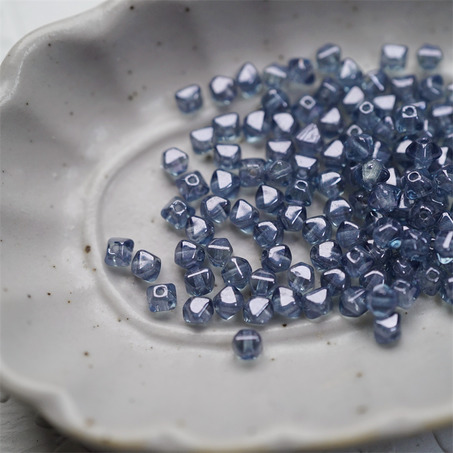 透感光泽水光蓝色~迷你菱形珠捷克珠玻璃琉璃珠串珠法绣材料 4MM-2