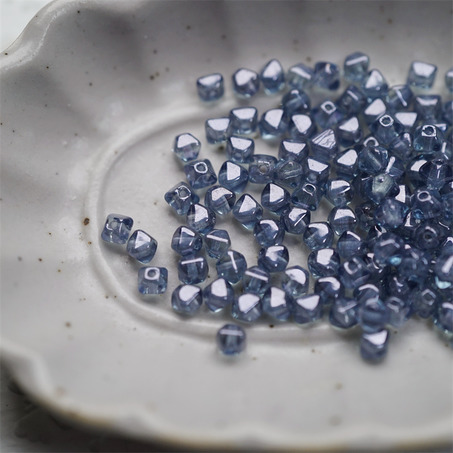 透感光泽水光蓝色~迷你菱形珠捷克珠玻璃琉璃珠串珠法绣材料 4MM-3