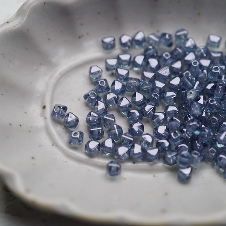 透感光泽水光蓝色~迷你菱形珠捷克珠玻璃琉璃珠串珠法绣材料 4MM-4