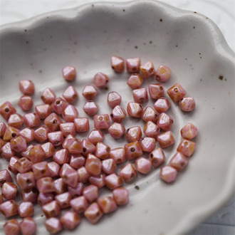 斑驳毕加索光泽做旧粉色~迷你菱形珠捷克珠玻璃琉璃珠串珠法绣材料 4MM