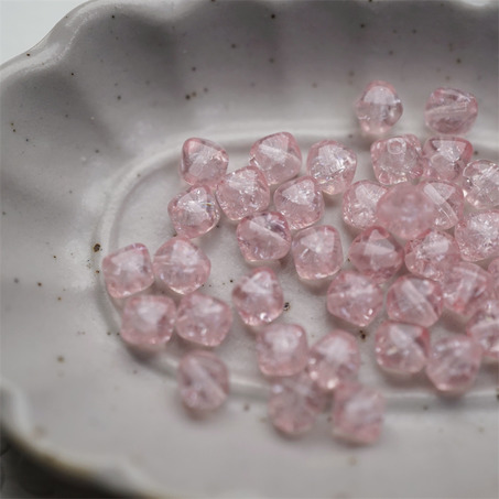 冰裂感透粉粉色~菱形珠捷克珠玻璃琉璃珠串珠材料 6MM-1