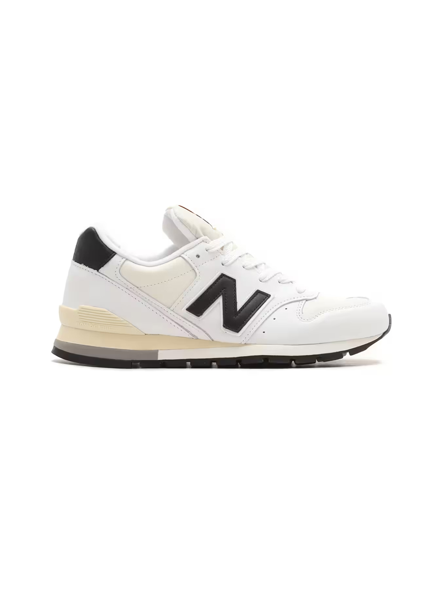 New Balance 996