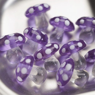 透浅紫色白波点小蘑菇迷你款吊坠~手造半孔彩绘蘑菇珠日本进口灯工玻璃琉璃珠 尺寸约12MM