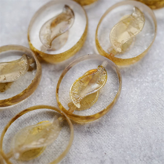 茶色透明做旧边~椭圆形流线纹浮雕捷克珠玻璃琉璃珠 18X15MM