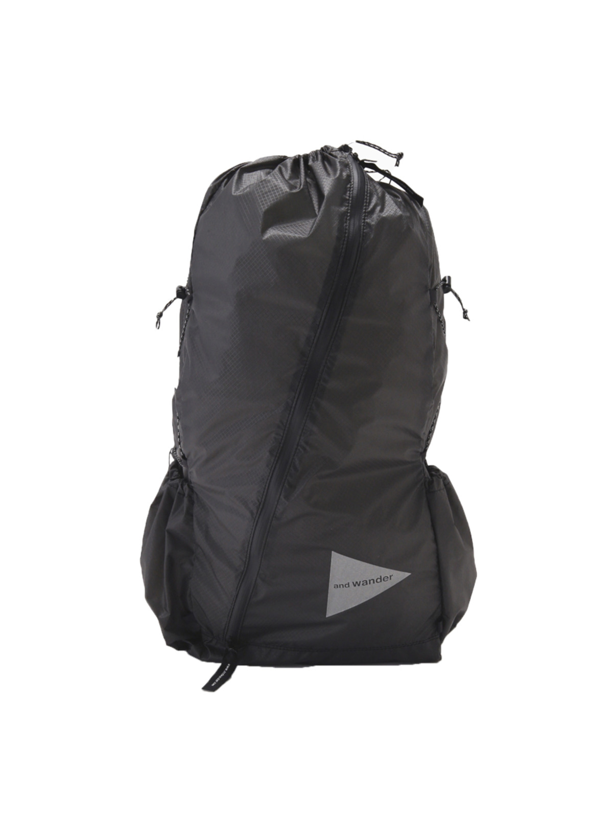 and wander 24FW sil daypack