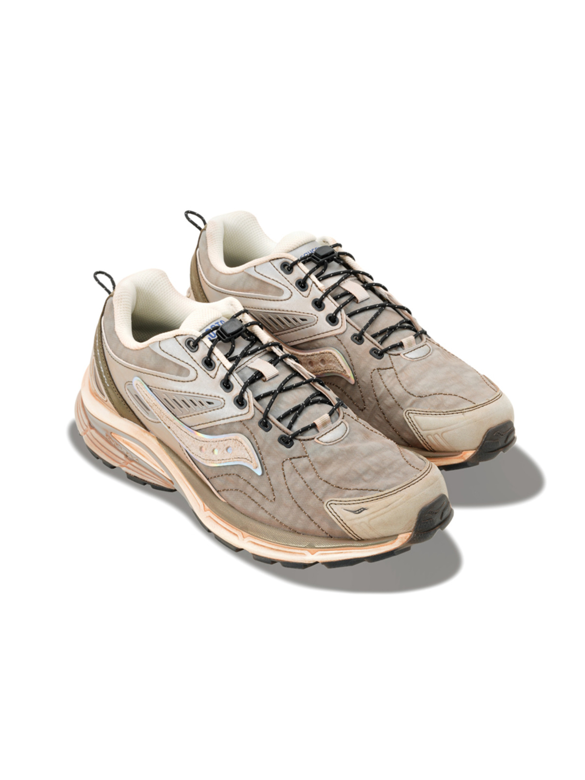 COSTS x Saucony KINVARA 4 RE