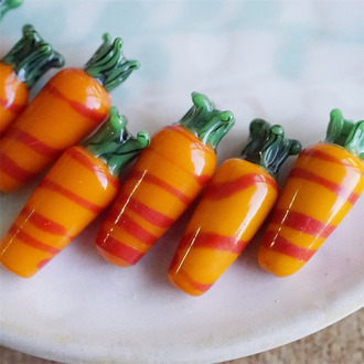 橘色胡萝卜超可爱条纹~手造直孔可爱蔬果胡萝卜水果日本进口灯工玻璃琉璃珠 尺寸约11X26MM