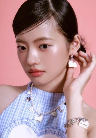 Ge XinCi-23