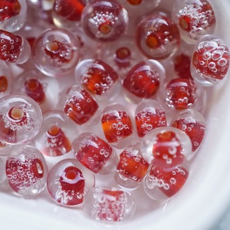 新批次樱桃浆果汽水泪滴气泡感珠~扁圆形百搭算盘珠日本进口灯工玻璃琉璃珠 尺寸12X7.5MM