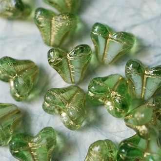 亮面清新水草绿渐变夹心描金色~铃兰扁形古董珠形四叶花托捷克珠玻璃珠琉璃珠 9X13MM