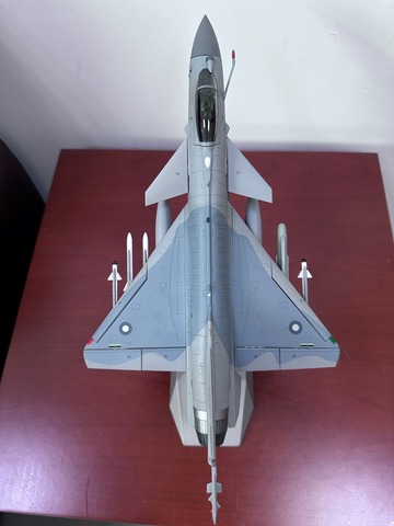 歼-10 CE  1：48