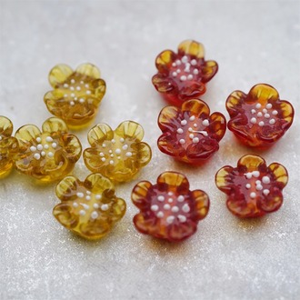 橘色调花瓣两色入~手造直孔立体花朵植物园日本进口灯工玻璃琉璃珠 尺寸约13MM