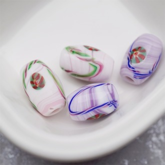 稀有白底粉紫两色入复古花纹图案手造椭圆珠~日本进口中古古董灯工玻璃琉璃珠 11X19MM