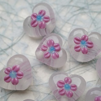 新批次2~云雾奶油白甜心花花配色~手造桃心爱心形日本进口灯工玻璃琉璃珠 16X18MM