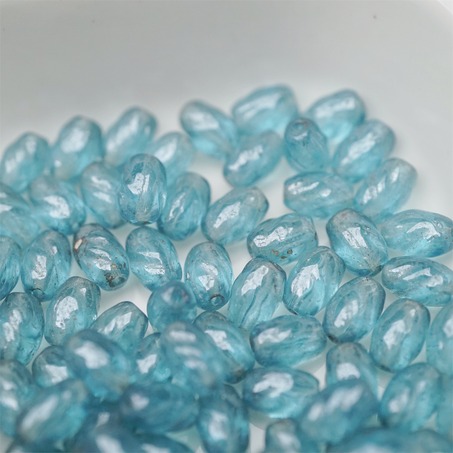 高光透感油亮蓝色~迷你螺旋椭圆百搭捷克珠玻璃珠 5X8MM-7
