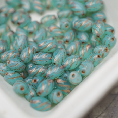 粉绿mix渐变色~迷你螺旋椭圆百搭捷克珠玻璃珠 5X8MM-3