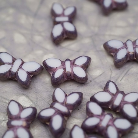 纯白色拼色光泽紫色边边~高定蝴蝶珠捷克珠玻璃琉璃珠 20X12MM