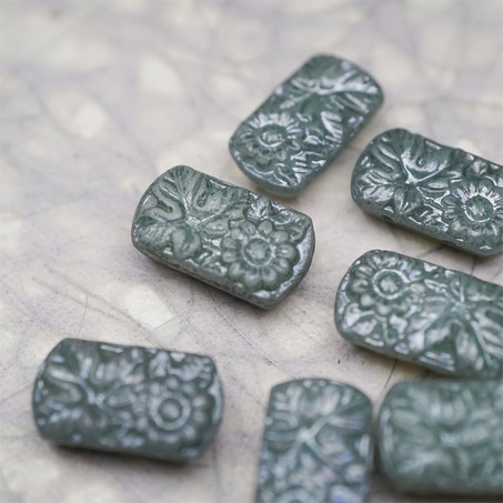 复古做旧绿色~双孔方形古董珠型浮雕向日葵花朵花纹捷克珠玻璃琉璃珠 19X11MM-4
