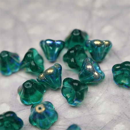 圣诞树绿极光彩~莲雾捷克珠玻璃珠琉璃小花喇叭花 8X10MM