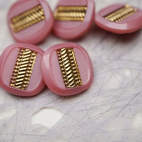 粉色浮雕金属花纹~捷克古董纽扣珠侧孔珠玻璃琉璃珠 18MM-3