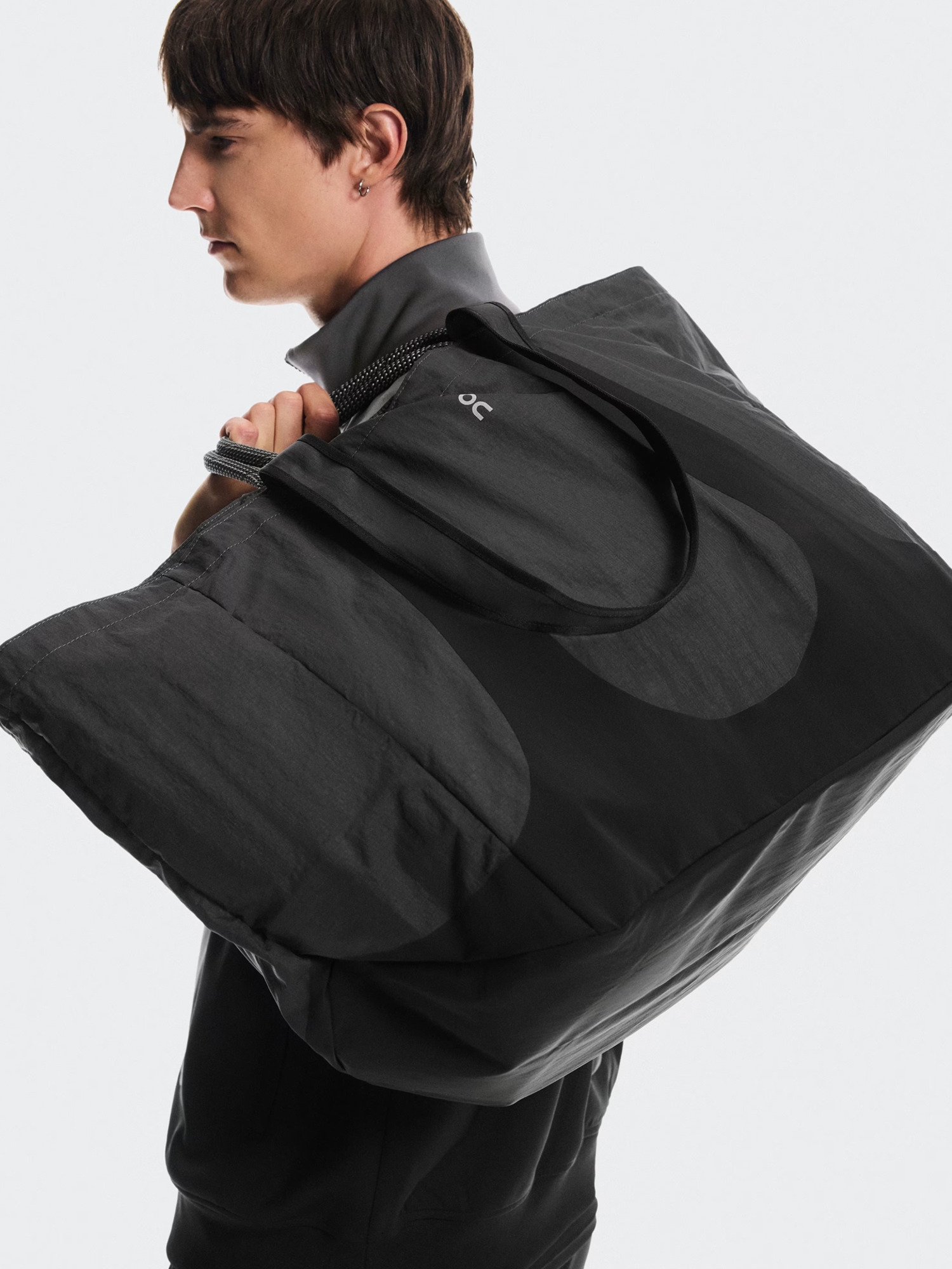 On Running Cargo Pack 60L IKON-3