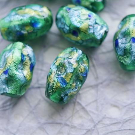 稀有森林湖泊配色熔岩琉璃银箔~手造异形直孔日本进口中古古董灯工玻璃琉璃珠 约16X12MM-4