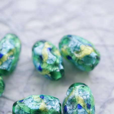 稀有森林湖泊配色熔岩琉璃银箔~手造异形直孔日本进口中古古董灯工玻璃琉璃珠 约16X12MM-5