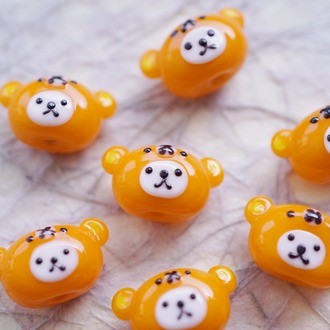可爱自嘲熊头轻松熊玩偶头套~手造直孔造型可爱小熊日本进口灯工玻璃琉璃珠 13MM