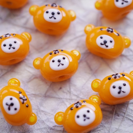 可爱自嘲熊头轻松熊玩偶头套~手造直孔造型可爱小熊日本进口灯工玻璃琉璃珠 13MM-8