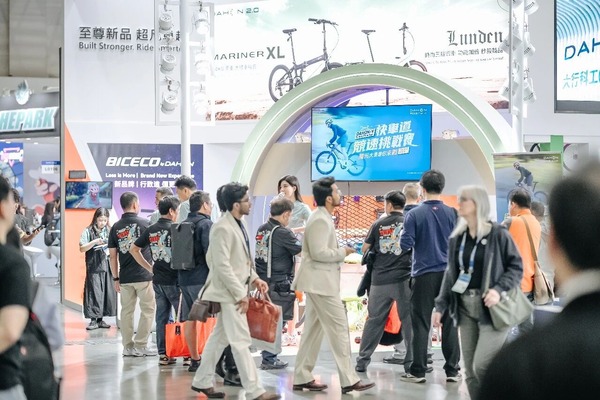 DAHON大行亮相TAIPEI CYCLE，“快车道”引领行业创新风尚