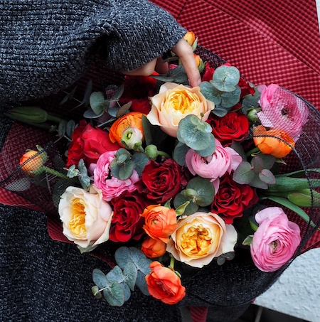 原气花铺-花店-北京-上海<span><strong><h2>「蜀绣」</h2> </strong>红粉多色混合花束</span>